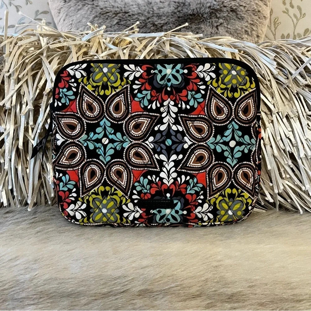 VERA BRADLEY Sierra 2015 Black Orange Blue 10.5 x 8” Padded Tech Tablet Sleeve